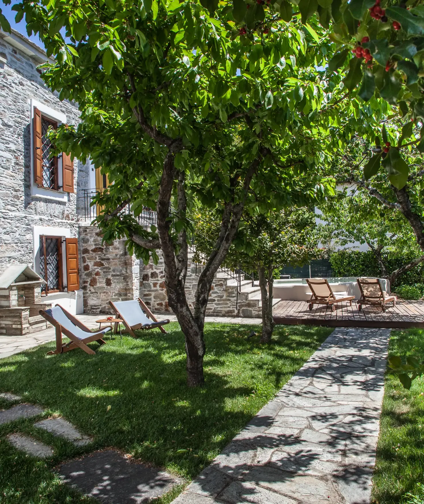 Ποιοι-Είμαστε-pic-2 Ποιοι-Είμαστε-pic-2