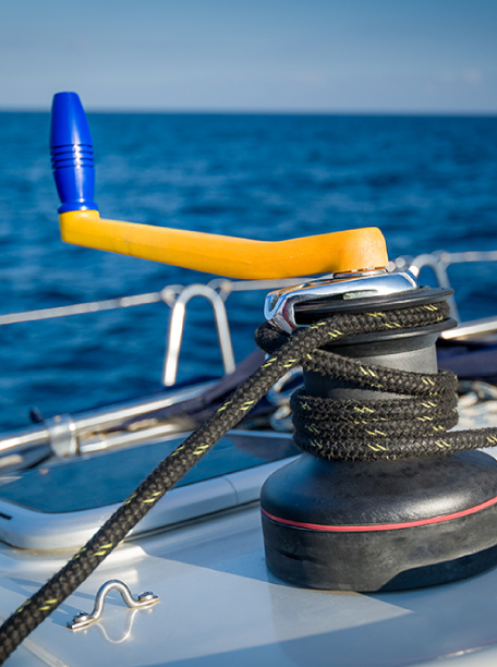 Sailing tour with a view of the sea near Pelion-villas.com.